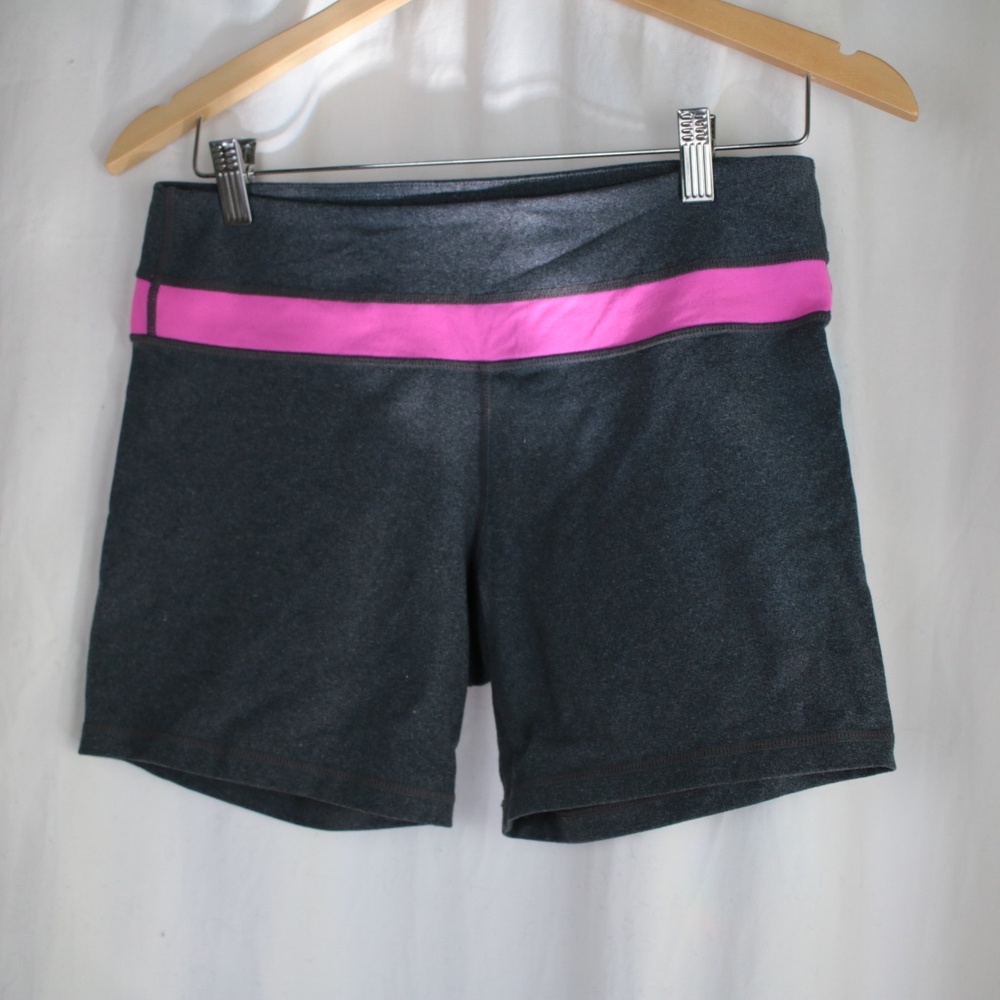 lululemon highrise spandex shorts